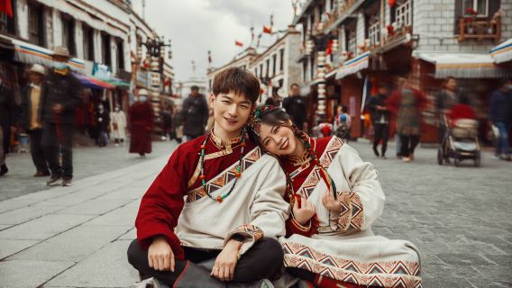 拉薩布達拉宮Trip Moments【布達拉宮/大昭寺/八廓街/含服飾+化妝+拍攝(藏裝旅拍底片全送)】