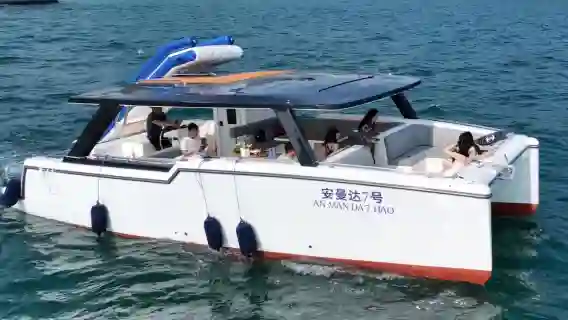 深圳遊艇出海大梅沙網紅雙體遊艇包船出海
