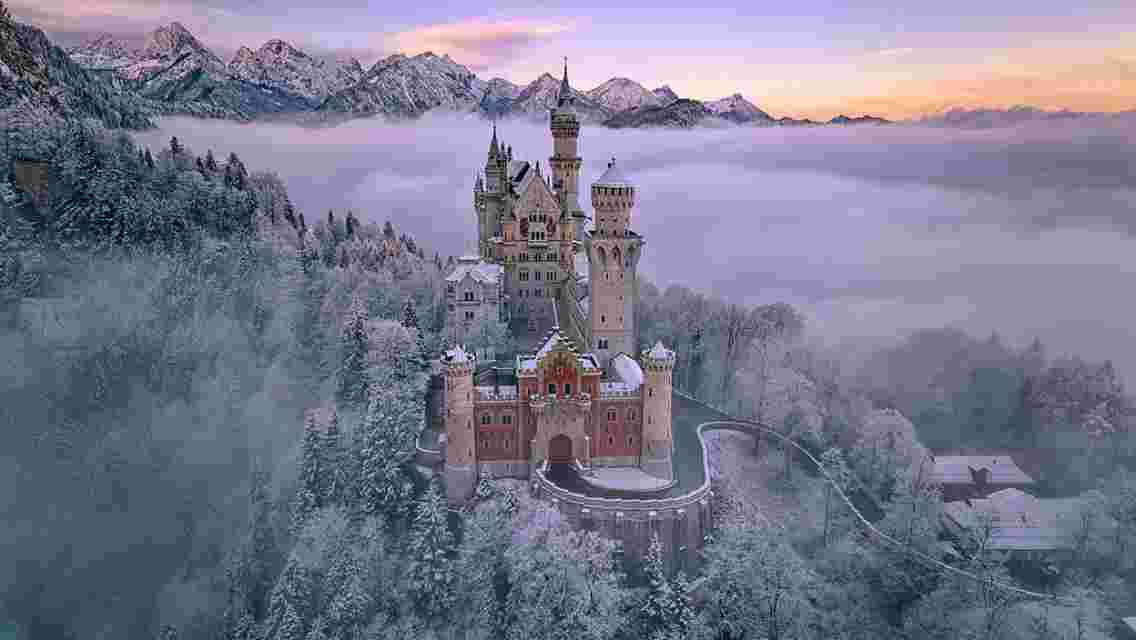 one-day tour to Neuschwanstein Castle in Germany