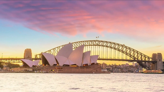 Sydney Harbor 1.5-Hour Sunset Cruise with 3-Course Dinner