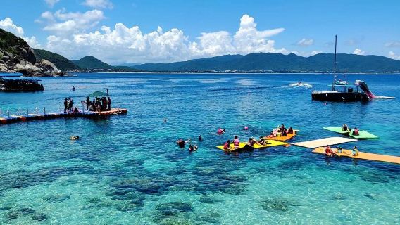 Однодневный тур: "Тысячелетняя история Саньи" + залив Дадунхай + парк Лухуэйтоу (доступно на английском языке)