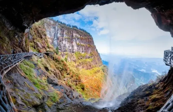 瓦屋山風景區一日遊【包車遊&一單一車&成都三環內接送】