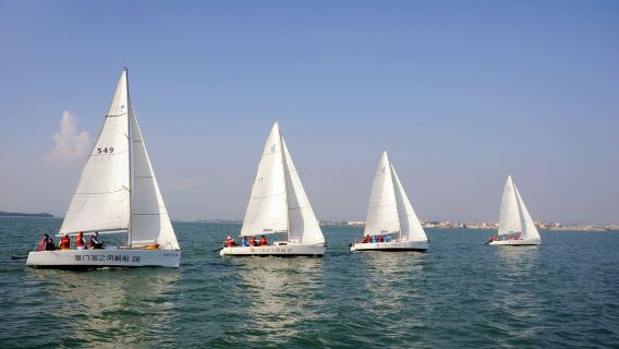 Xiamen Sailing Experience 2-8 people small group + private car transfer + professional driver and guide + pure play