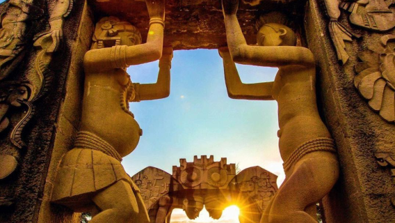 Xishuangbanna voiture avec chauffeur, guide touristique, traduction, accueil et transfert, accompagnement touristique, foires et expositions, missions commerciales, accompagnement médical