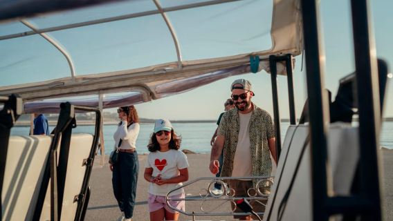Tur Tuk Tuk Setengah Hari Porto, Clérigos, Tepi Laut, dan Titik Pandang