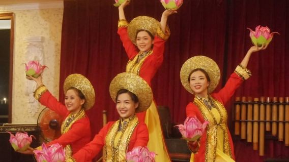 Ho-Chi-Minh-Stadt: Saigon-Fluss-Dinner-Kreuzfahrt mit Transfer