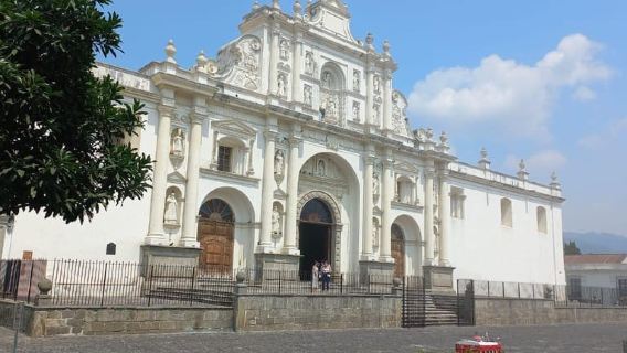 Antigua Guatemala dan Hobbitenango: Lawatan Hari Berpandu