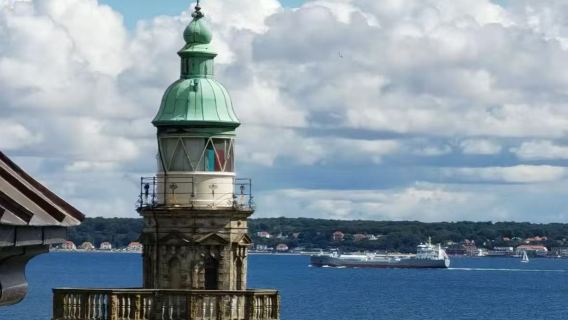 丹麥哥本哈根哈姆雷特城堡+水上宮殿文藝復興之旅【中文包車】