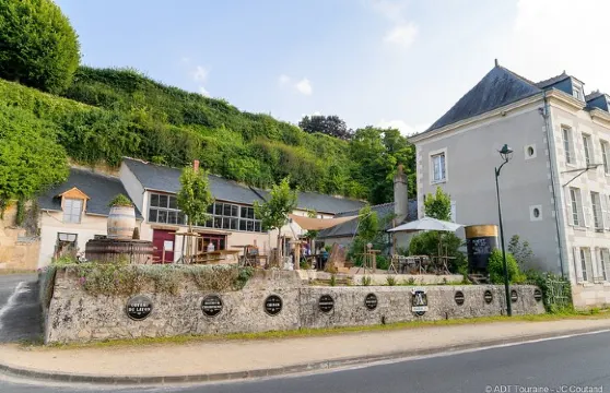 昂布瓦斯洞穴酒莊之旅及品酒體驗（盧瓦爾河谷）