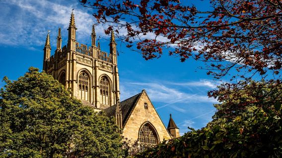 英國牛津-牛津城-人員導覽2小時拼團【資深中文講師】