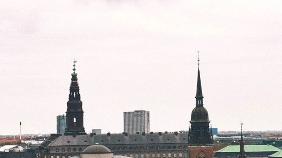 丹麥哥本哈根-克倫堡-埃斯魯姆湖-腓特烈堡-包車-精選