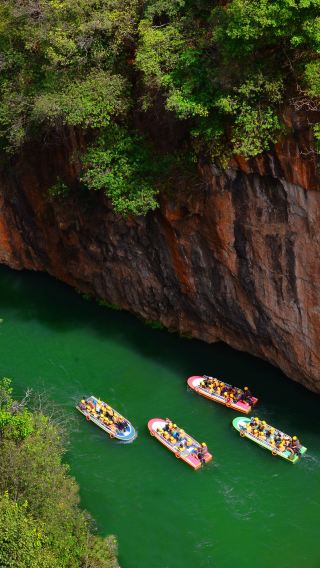 Jiuxiang Group One-Day Tour:Unveil the Subterranean Wonders of Kunming's Karst Masterpiece