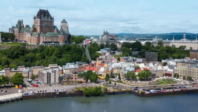 Квебек-Сити: обзорный речной круиз с гидом.