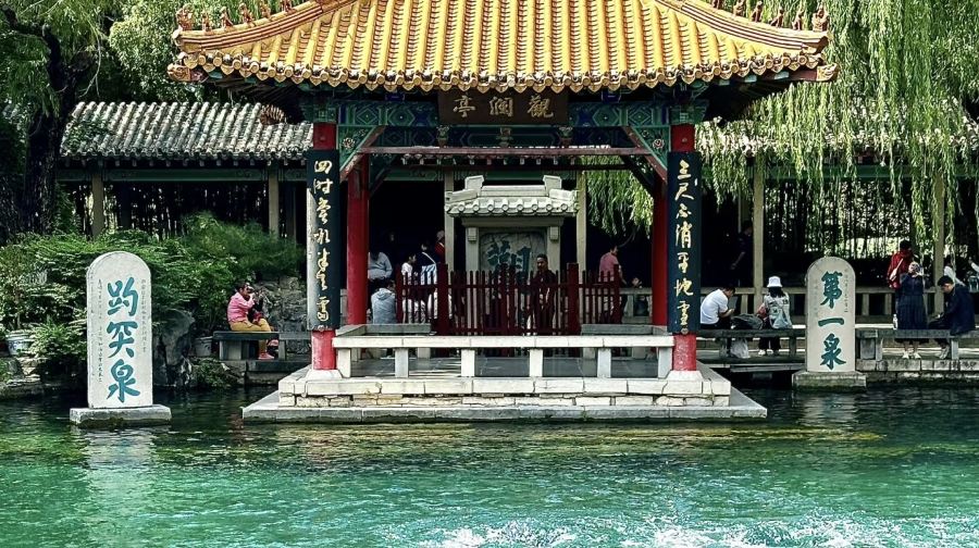 濟南包車趵突泉景區+大明湖景區+千佛山+寬厚里+寬厚里一日遊