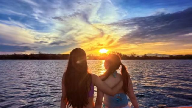 Kota Kinabalu Tanjung Aru Plajı gün batımı ve gün doğumu SUP deneyimi | Profesyonel eğitmen / Sıfırdan başlayanlar için uygun / Opsiyonel otel transferi