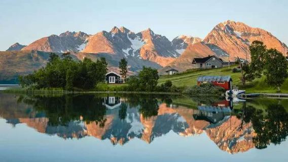 Lawatan Sehari Sewaan Peribadi Lyngen Fjord + Tromso