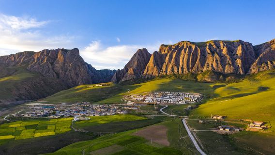 One-day tour from Lanzhou to Labrang Monastery, Sangke Grassland, and Ganjia Secret Land