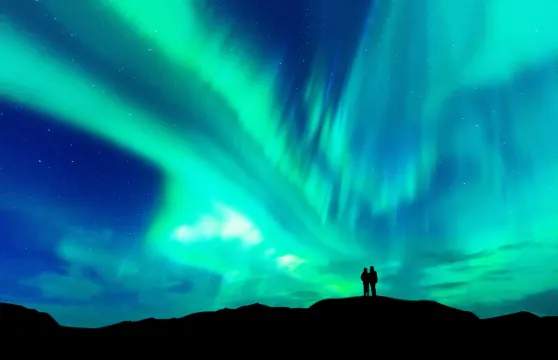 芬蘭羅瓦涅米追尋北極光：經濟巴士團／舒適小團／攝影團送照片