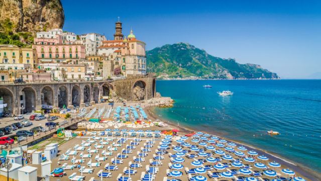 イタリア・アマルフィ海岸+ポジターノ港ワンデーツアー【クルーズ+ローマ往復】