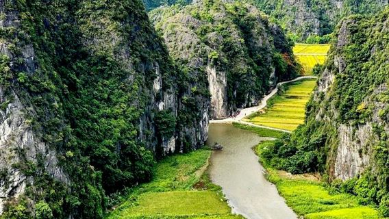 Ninh Bình, Hoa Lư, Tam Cốc & Hang Múa: Tour có hướng dẫn từ Hà Nội + Ăn trưa