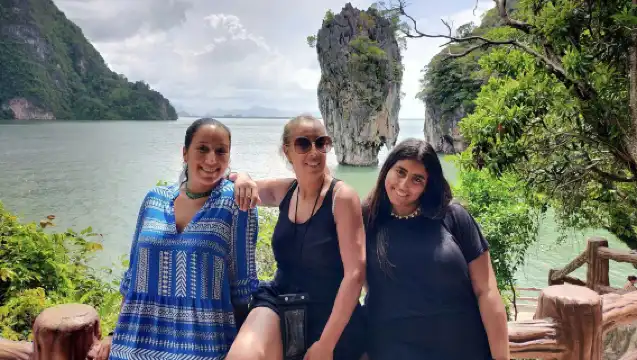 普吉島雙體船一日遊：探索壯觀攀牙灣