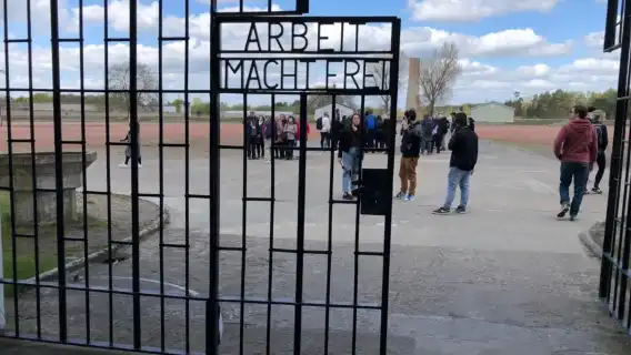 Sachsenhausen: Small Group Tour + Transport from Berlin