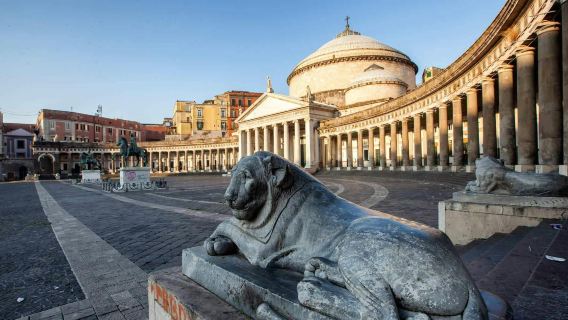 Best of Naples tour with a local
