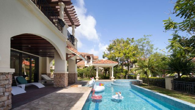 萬寧華潤石梅灣海灘·過夜露營【石梅灣3房遊池營地「私家泳池+麻將+廚房」家庭出遊】