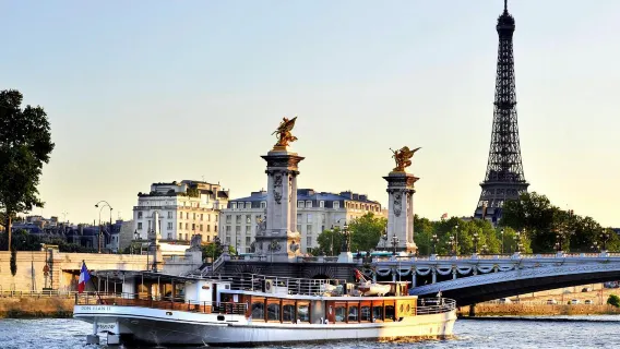法國巴黎全景一日遊羅浮宮/凱旋門/埃菲爾鐵塔/塞納河遊船午餐