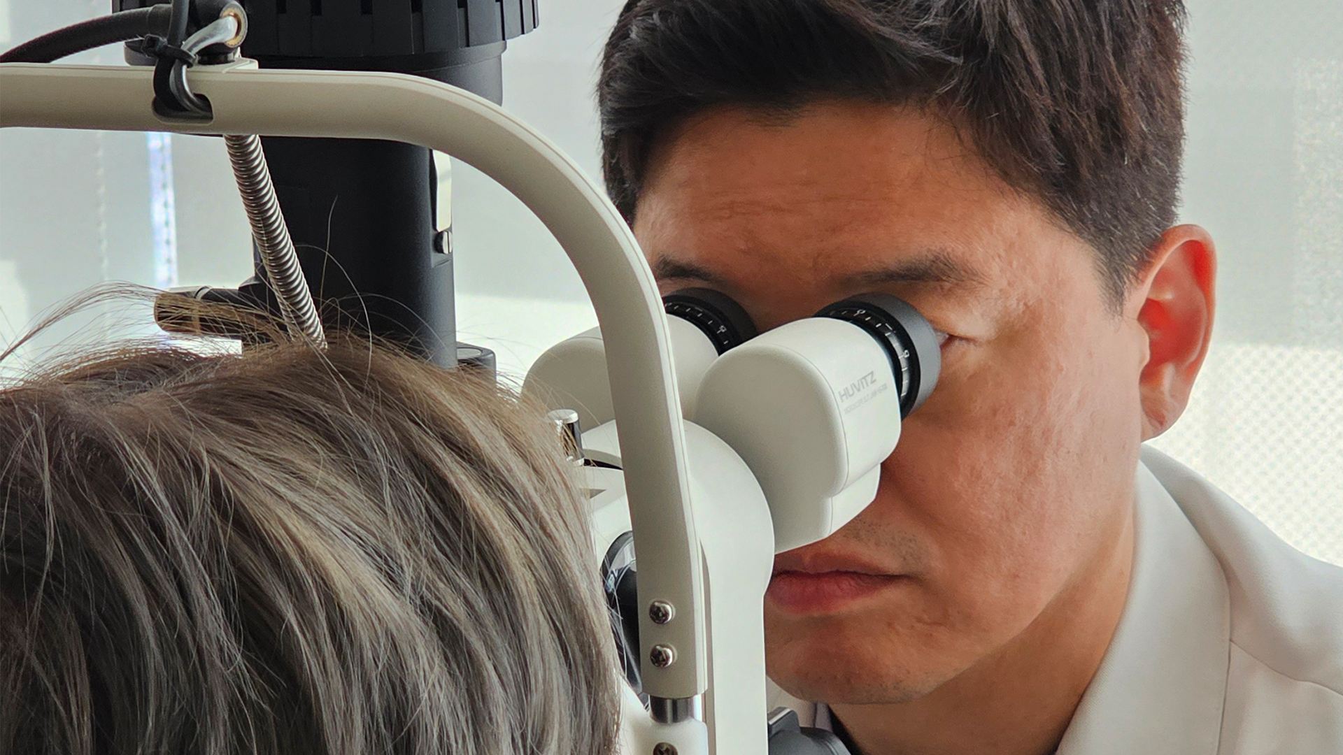 Cataract Evaluation Package (Exam + Consultation) | Seoul Shinsegae Eye Center