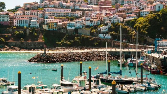 De Gijón: Lacs Covadonga, Cangas de Onís et Lastres