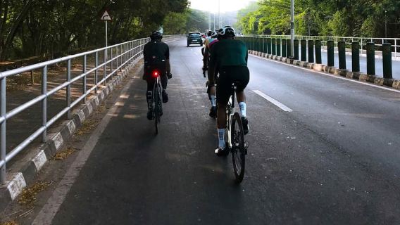 Mumbai: Cuộc phiêu lưu đạp xe ban đêm