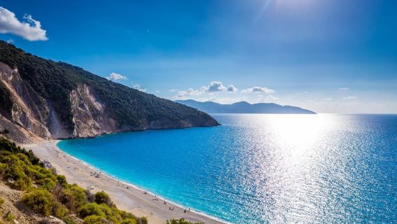 Kefalonia: Half-Day Lake Melissani and Drogarati Cave Tour