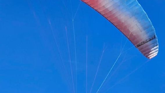 Cape Town: Tandem Paragliding Adventure with Transfers