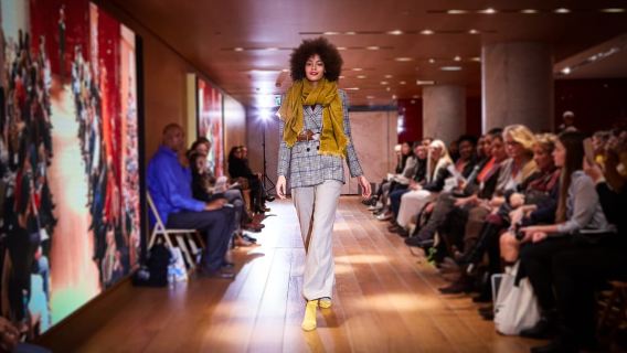 파리: 갤러리 라파예트 오스만 패션쇼