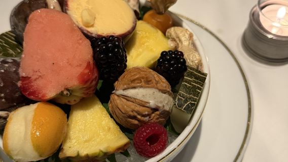 dịch vụ đặt chỗ nhà hàng nổi tiếng Langosteria Café Milano tại Milan, Ý