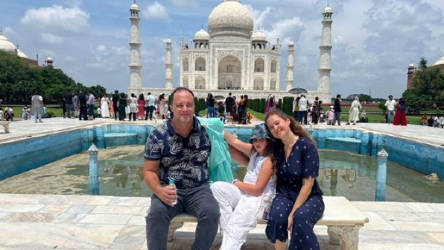 Private Taj Mahal, Agra fort & Baby Taj Tour from Delhi by Car