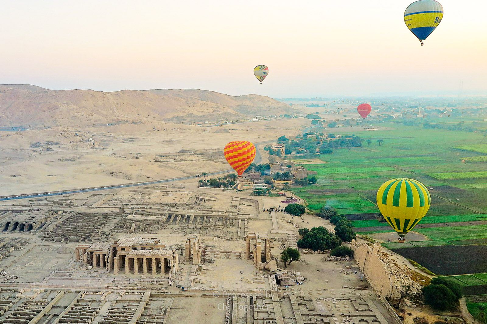 Luxor Morning Hot Air Balloon Ride Over the Valley of the Kings with Hotel Pickup