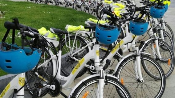 Madrid: Electric Bicycle Rental