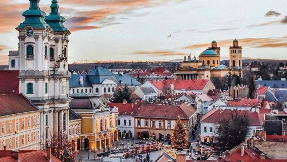 公牛血葡萄酒故鄉埃格爾一日遊：埃格爾城堡+美人谷+薩洛克浴場