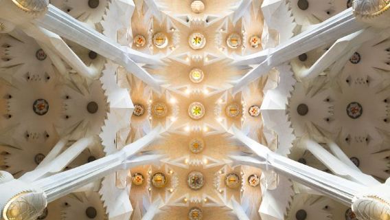 西班牙巴塞隆納包車一日遊