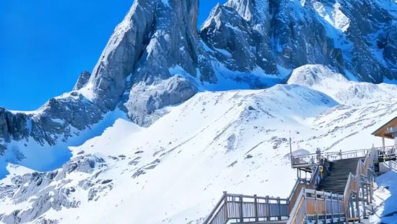 Yulong Snow Mountain / Impression Lijiang Show / Glacier Park Cableway / Spruce Meadow / Yak Meadow + Optional Self-Drive / Includes Transfer