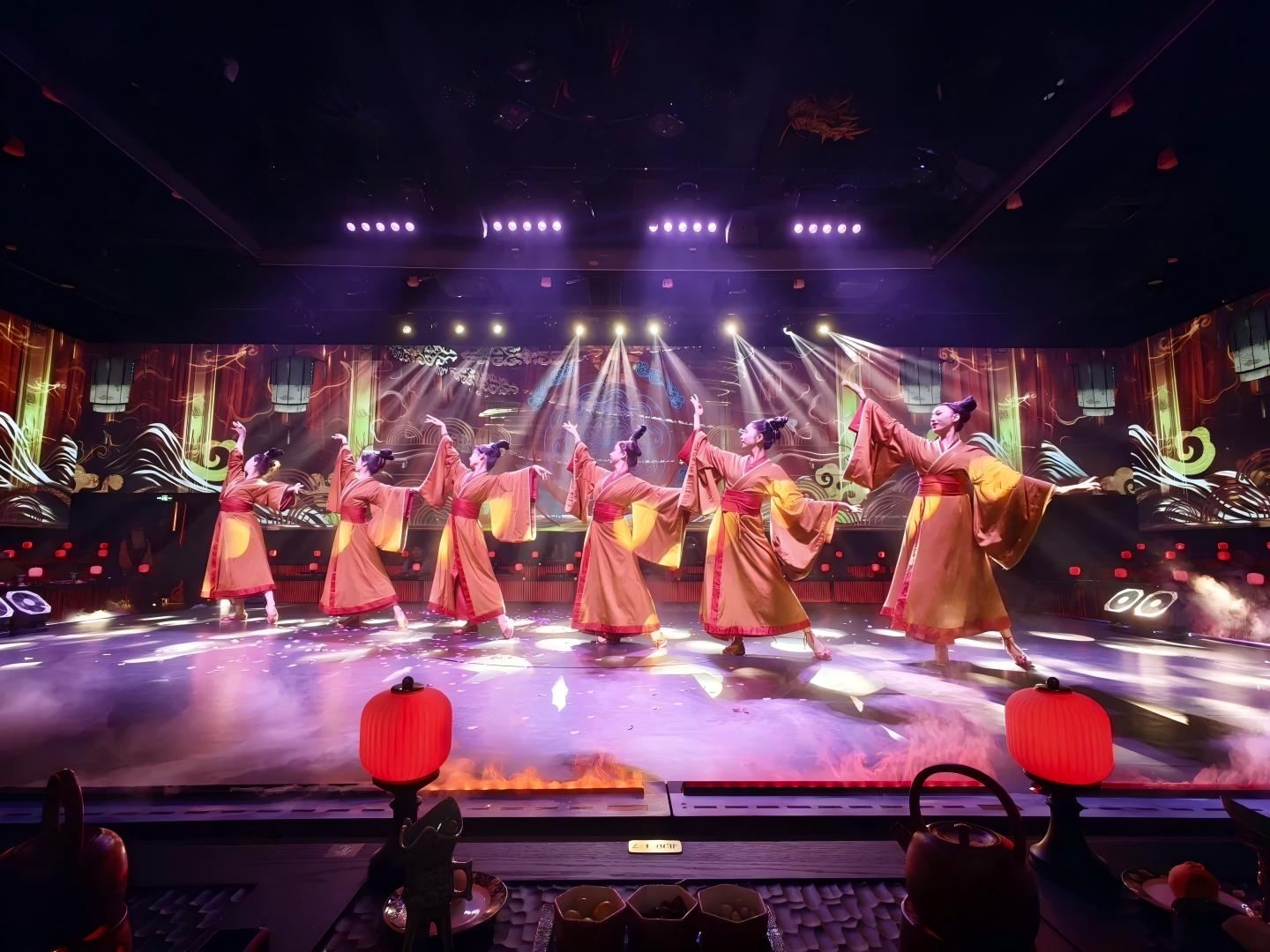 ยูนนาน คุนหมิง จูเหยียน: งานเลี้ยงที่แสดงให้เห็นถึงเสน่ห์แห่งยูนนานนับพันปี งานเลี้ยงที่เติมเต็มทุกประสาทสัมผัส ตำนานจากอดีตกาลสู่ปัจจุบัน