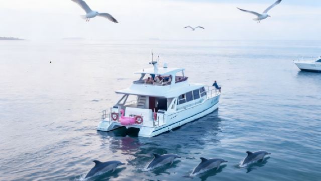 北海【臻選】68尺西班牙皇家雙體遊艇 -公司團建- 商務接待-生日派對-聚會 求婚-私人訂製