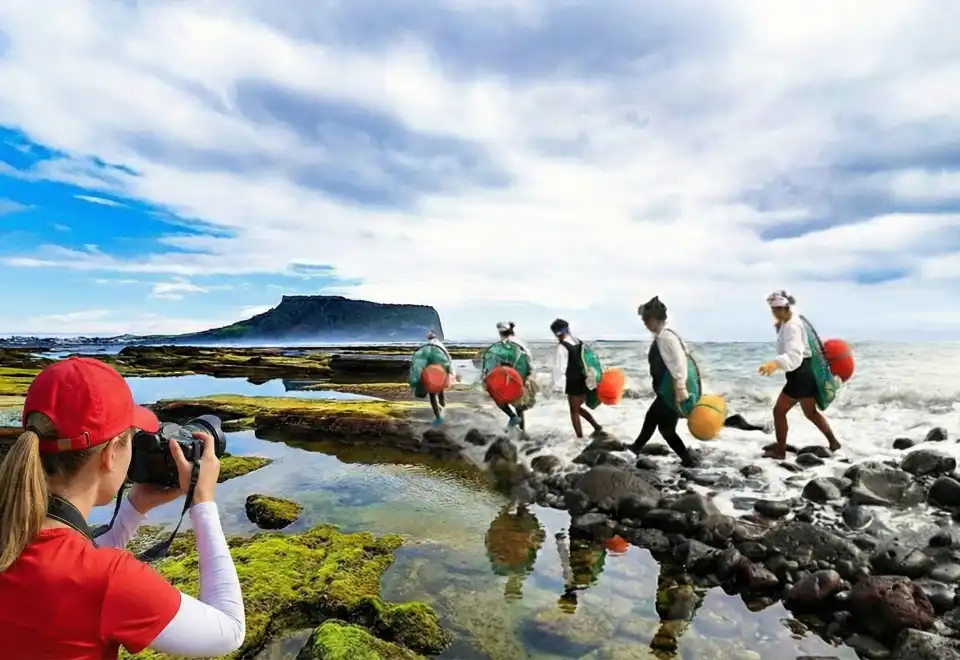 Jeju's first English Bus Tour Since 2008 for East Course