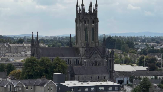 愛爾蘭都柏林來回 基爾根尼中世紀之旅【可定制全境中文包車】