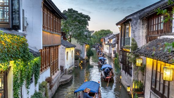 [Partida de Sucheu] Passeio Privativo de Um Dia em Zhouzhuang e Espetáculo 'Only Zhouzhuang'