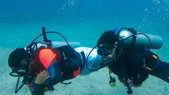 Kerala: Freshwater Scuba Diving Experience for Beginners