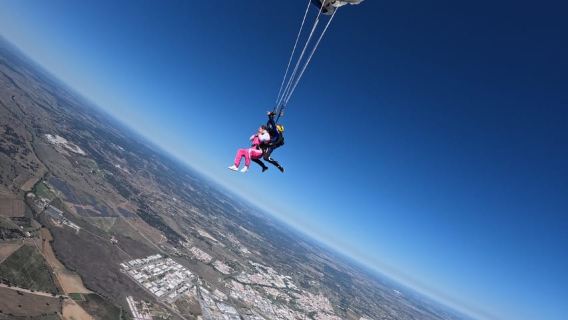 Skydiving in Evora