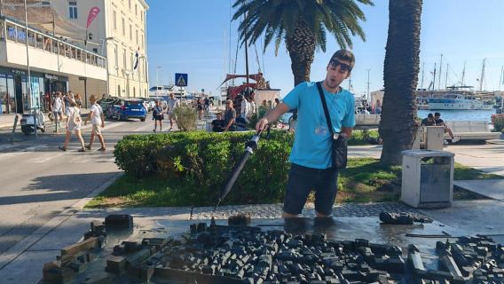 Split: History Walking Tour in French with the Local Guide